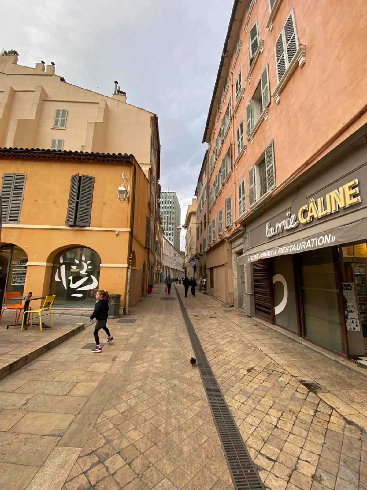 Appartement Proche Du Port Toulon Exterior photo